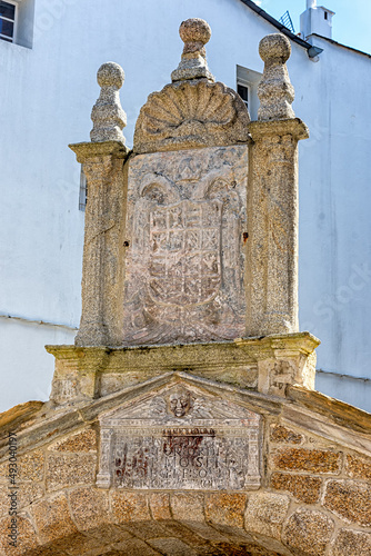 Fuente de Alvaro Cunqueiro o Fonte Vella en Mondoñedo, Lugo photo