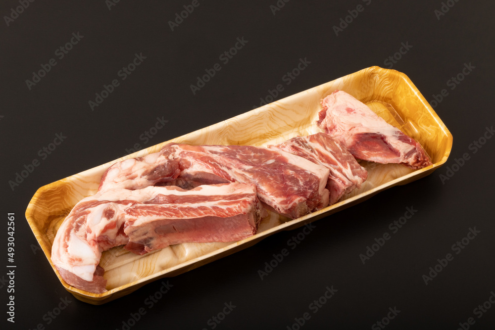 豚肉スペアリブ(骨付き肩バラ)
