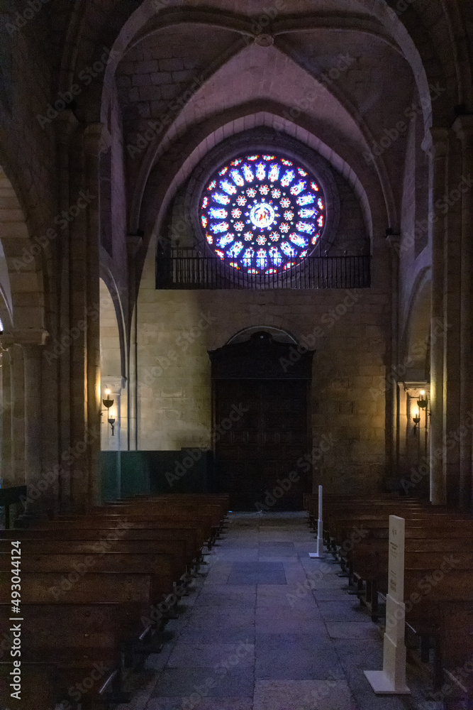 Vidrieras de la Catedral de la Asunción en Mondoñedo, Galicia, Lugo, España
