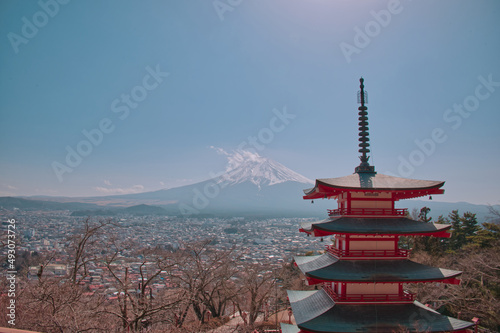 五重塔と富士山