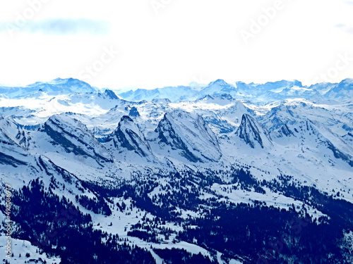 Snowy peaks of the Swiss alpine mountain range Churfirsten (Churfürsten or Churfuersten) in the Appenzell Alps massif - Canton of Appenzell Innerrhoden, Switzerland (Schweiz) © Mario