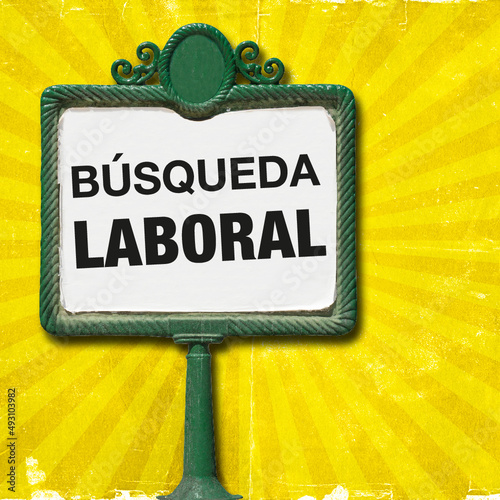 Panel de anuncios, vintage comic style, aviso de reclutamiento de personal. 