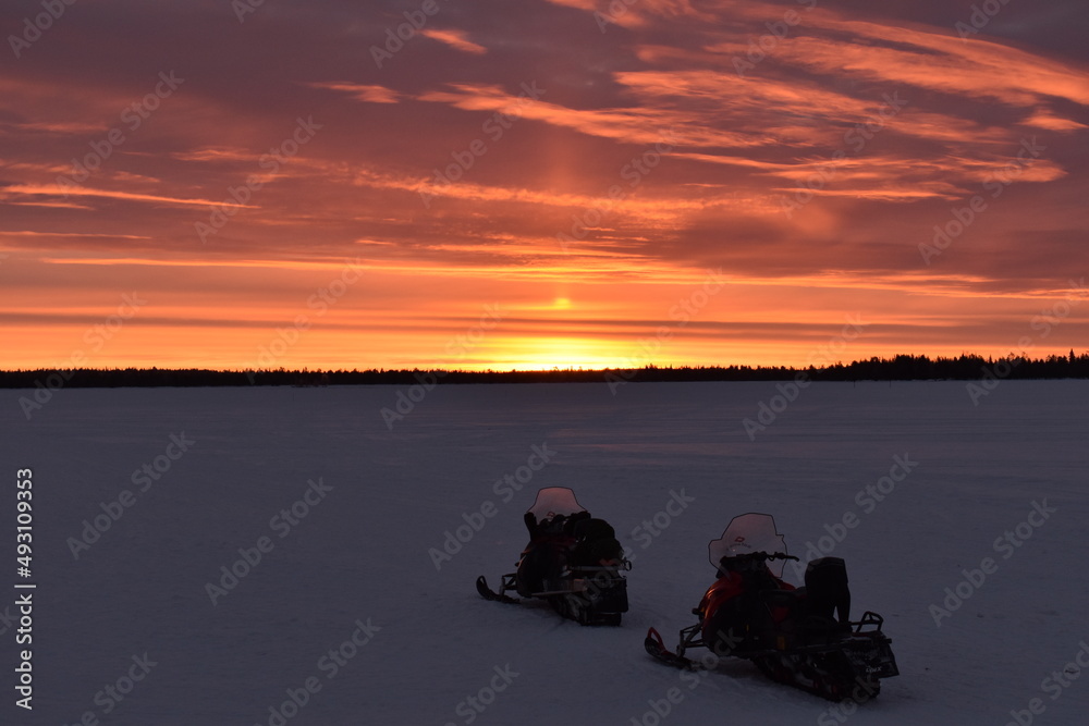 lever du soleil en Laponie finlandaise