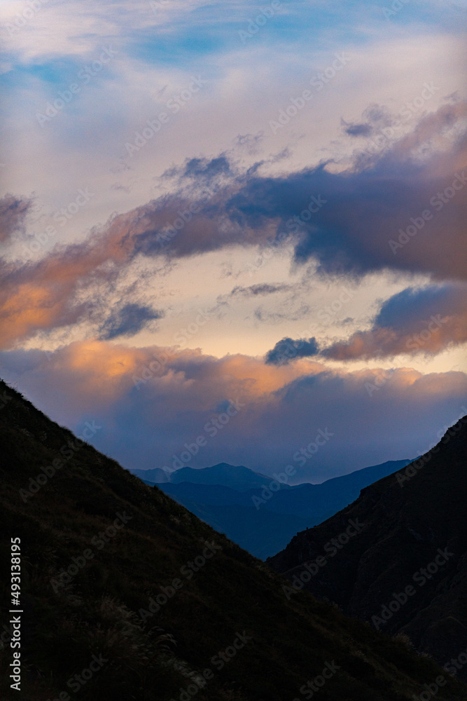 Obraz premium Dramatic clouds in the mountains