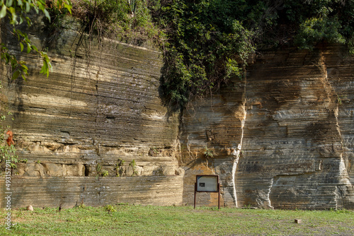 landscape, trips, quarry, sandstone, tourist spot, varve, geological park, archeology, ice age, varvito park, green, outdoor, detail, plant, design, forest, grunge, tree, gray, rock, abstract, patter photo