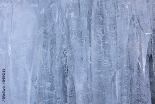 凍った氷の世界 © Ken Tyler