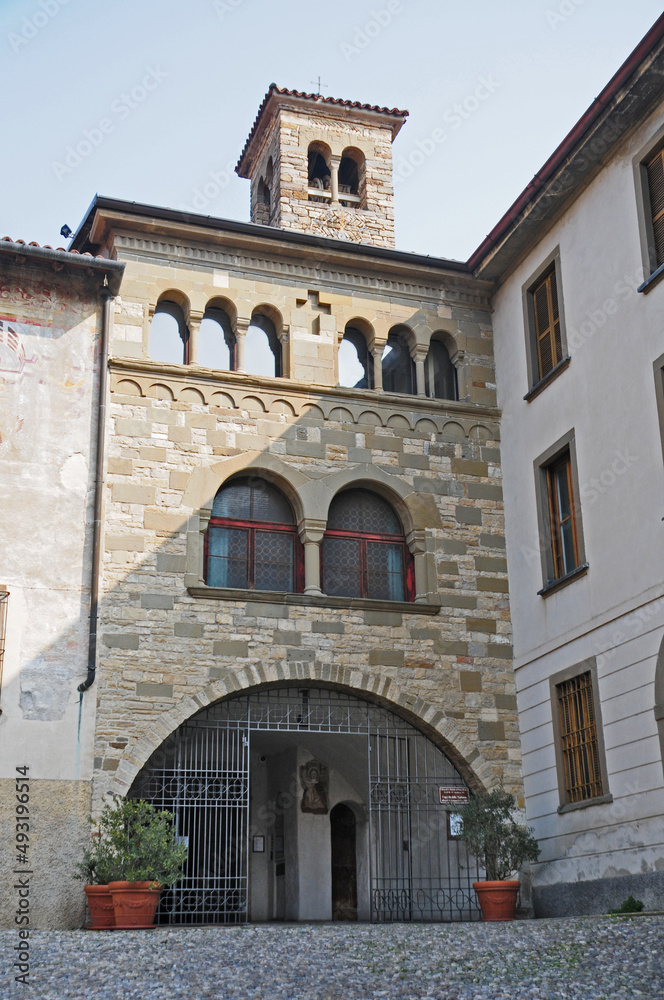 Bergamo, Chiesa di San Michele al Pozzo Bianco