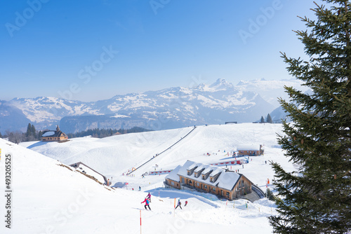 Winter sports on Mount Stoos, Authentic and genuine, the villages of the Stoos-Muotatal region offer a variety of ways to take a break from everyday life and enjoy it. On the Stoos and in Morschach. photo