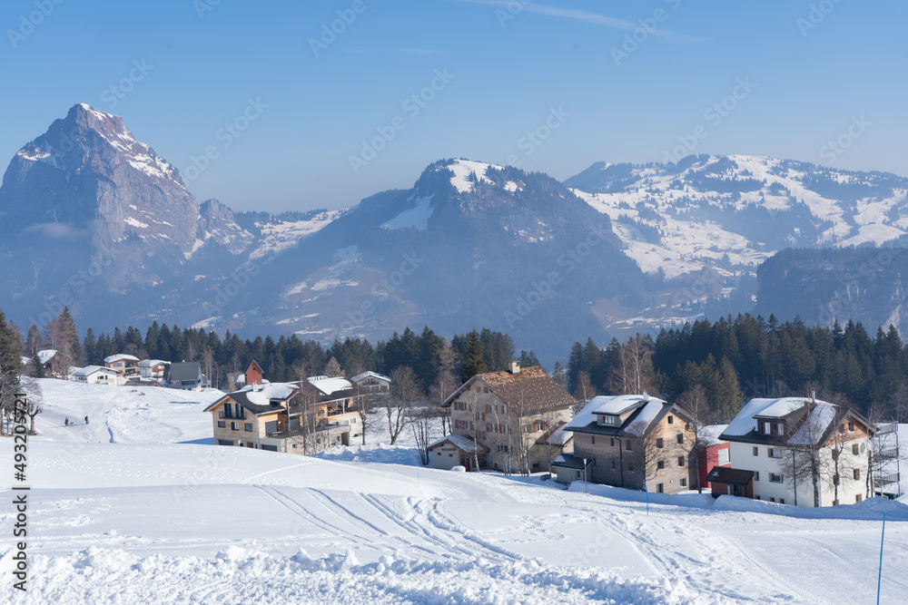 Winter sports on Mount Stoos, Authentic and genuine, the villages of the Stoos-Muotatal region offer a variety of ways to take a break from everyday life and enjoy it. On the Stoos and in Morschach.