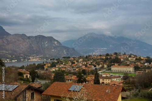 Vista de Bellagio no Lago de Como no norte de Itália