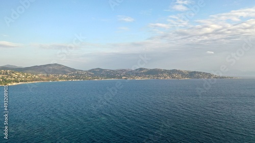 survol de la côte d'Azur dans le Var entre Sainte-Maxime et Fréjus 