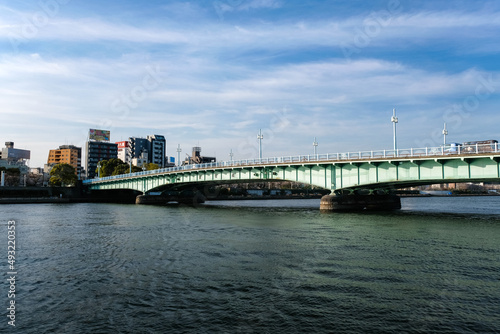 東京都 隅田川に掛かる言問橋 © 健太 上田