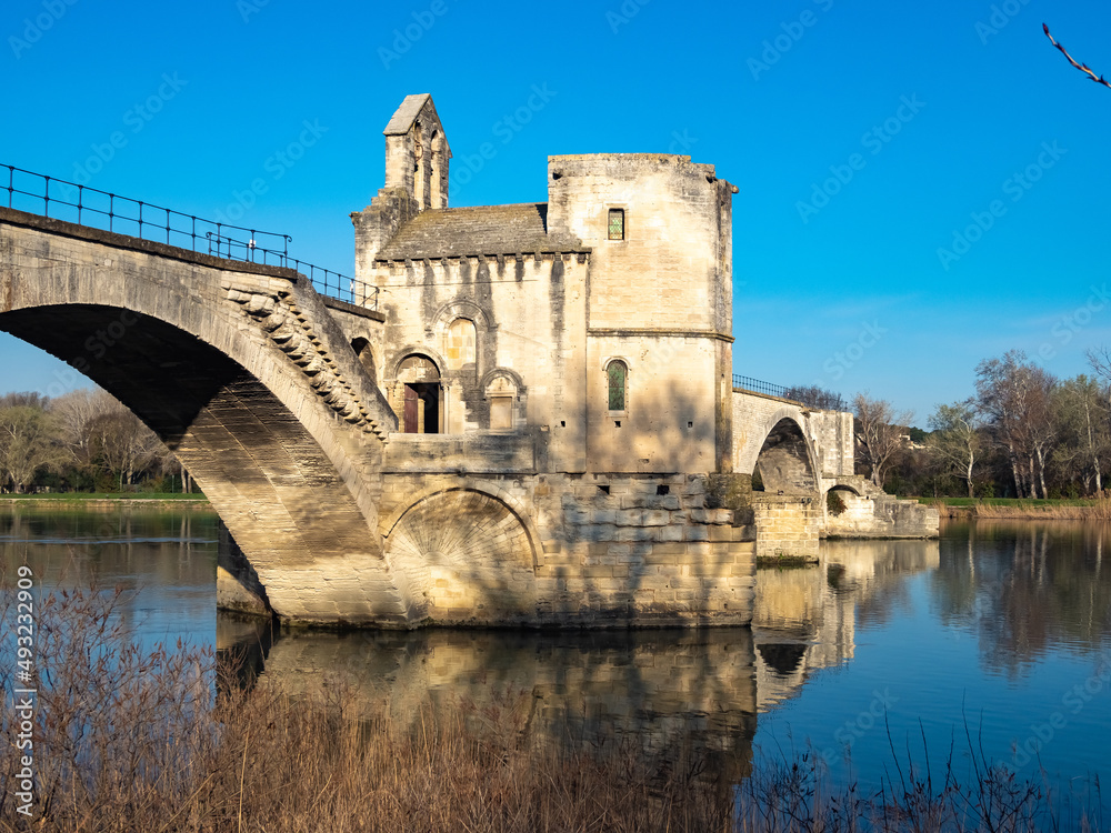 The famous fallen bridge (Pont Saint-Bénézet Pont d'Avignon), vignon, Vaucluse, Provence-Alpes-Côte d'Azur, Southern France.