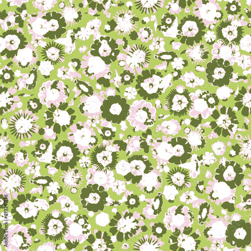 Fototapeta Naklejka Na Ścianę i Meble -  Colorful retro watercolor floral sixties style seamless pattern. Modern fun vintage doodle flower linen background. Playful fun summer boho garden bloom drawing for beach and swimwear fashion. 