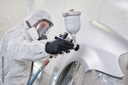 Fotografie car painting in chamber. automobile repair service