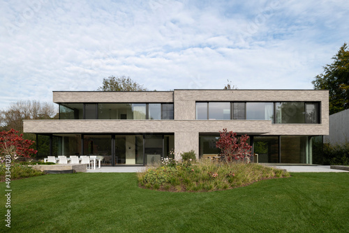 villa and garden