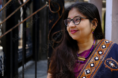 Wallpaper Mural Charming woman wearing traditional indian dress  Torontodigital.ca