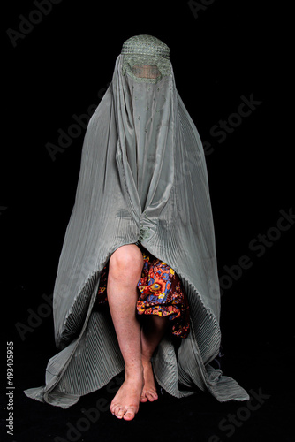 person in clothes
Afghan girl, Afghan woman, Afghan tent 