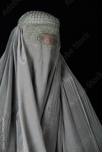 statue of a person
Afghan girl, Afghan woman, Afghan tent 