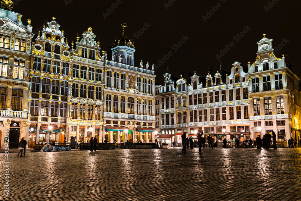 A view of the Grand Place at night, Brussels, Belgium. Grand Place is the central square of Brussels capital city, surrounded by opulent guildhalls.