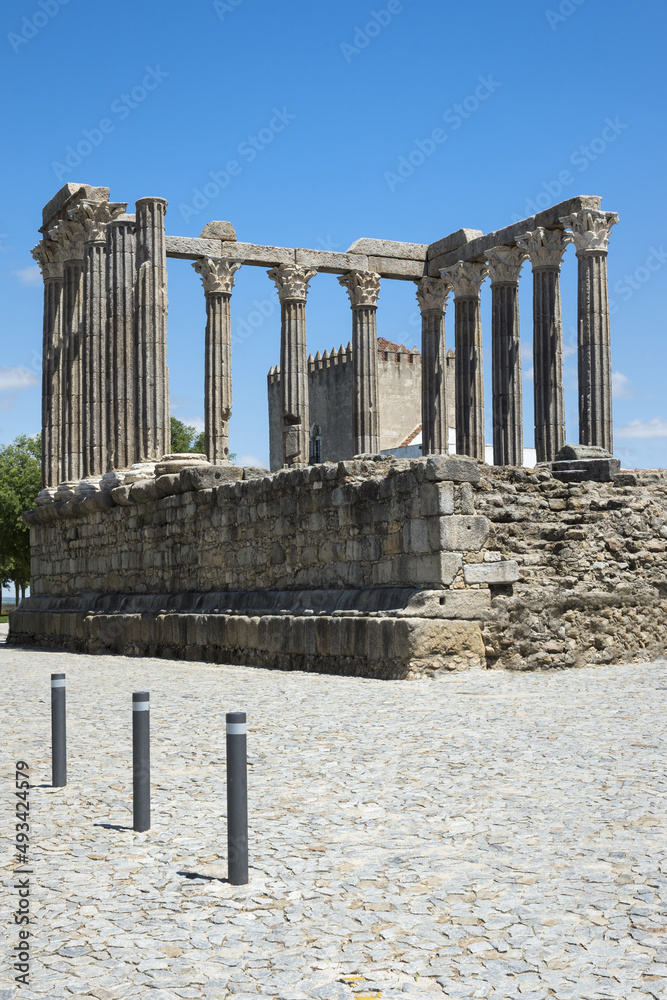 Roman temple of Diana, UNESCO World Heritage Site, Evora, Alentejo, Portugal