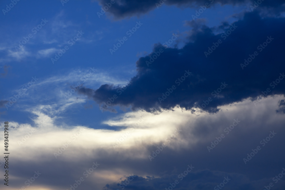Fototapeta premium Blue and white clouds in the morning
