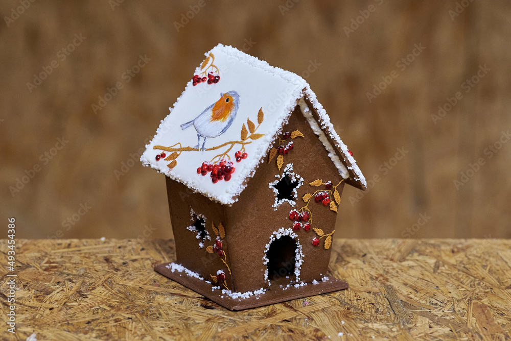workshops on creating and decorating artistic gingerbread icing