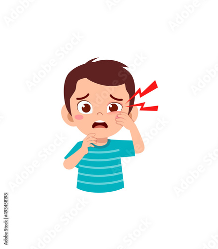 little kid get stye skin problem in the eye