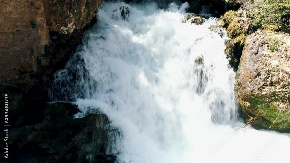 Cascade chute navacelles Cascade chute navacelles