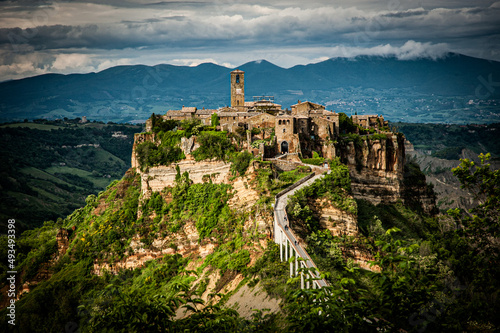 Civita Di Bagno Reggio la città che muore photo