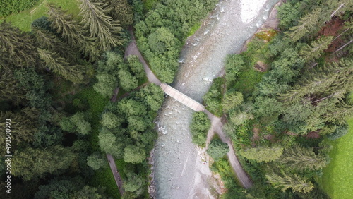 Kleine Brück von oben in 4K