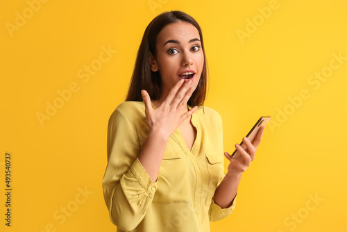 Beautiful surprised young w...