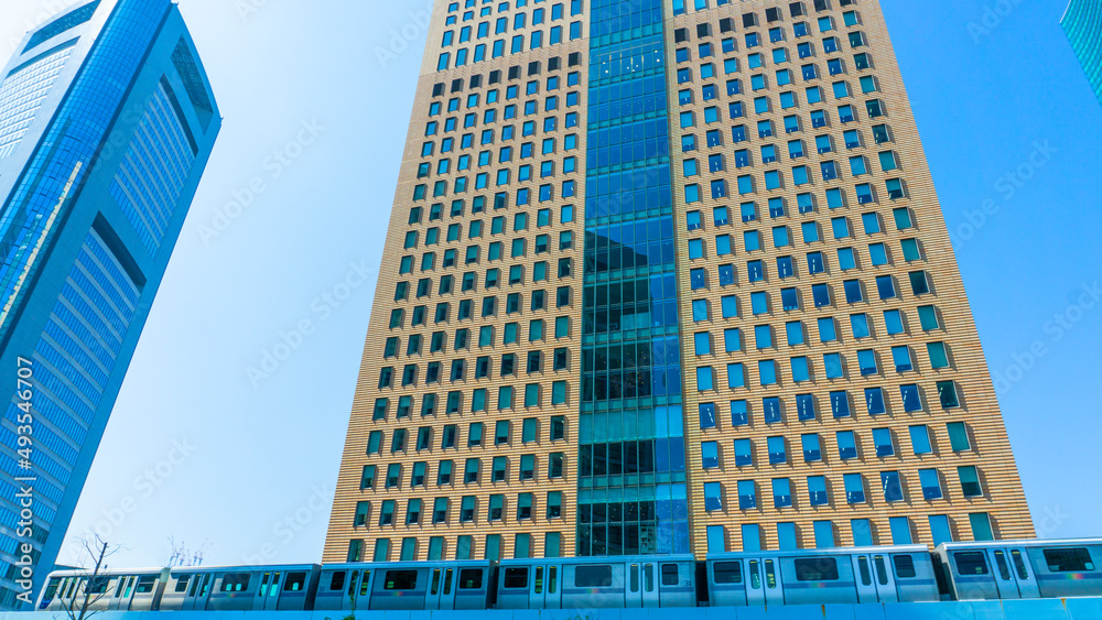 Naklejka premium Scenery of a high-rise office building fitted with glass_46