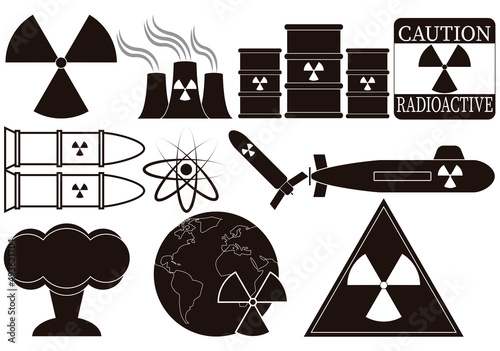 Icono negro de temática nuclear en fondo blanco.