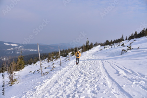 Sudety, szlak na Sniezke, Karkonoski Park Narodowy, zima, snieg, mroz,