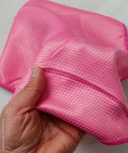 pink color microfiber cleaning cloth,close-up microfiber cloths,