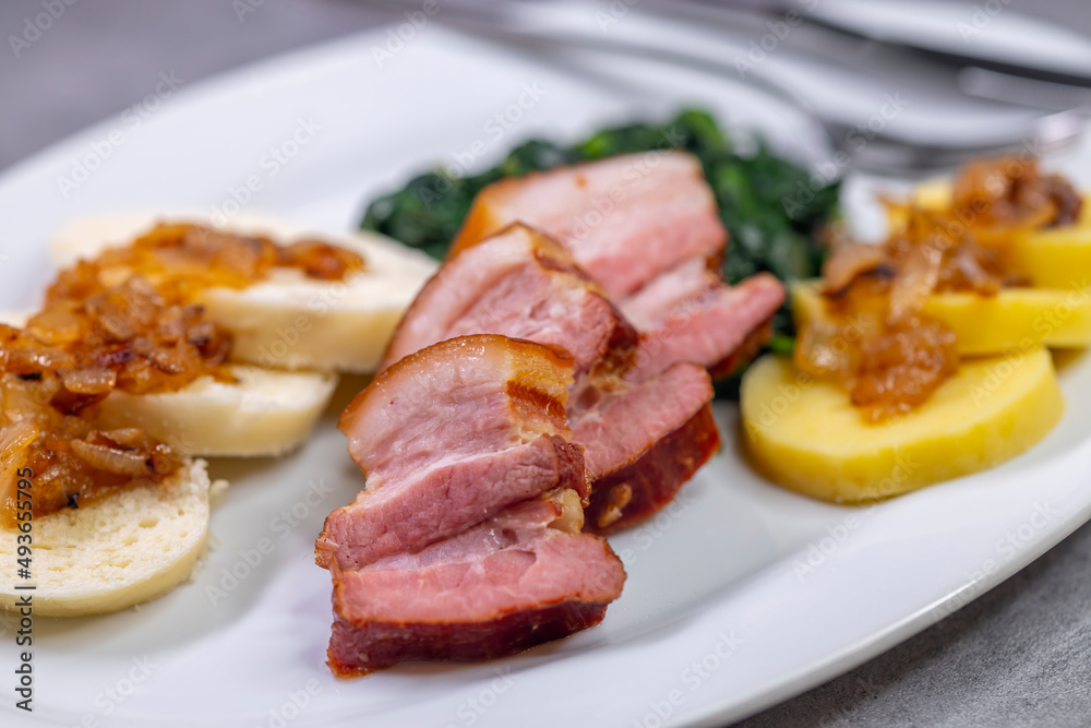 smoked flank with potato and bread dumplings and spinach smoked flank with potato and bread dumplings and spinach