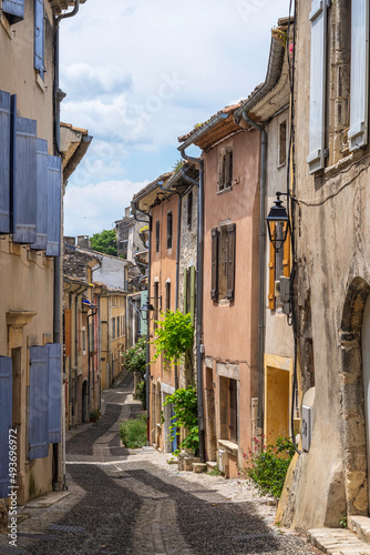 France, Ardèche (07), Rochemaure, labellisé village de caractère situé dans la vallée du Rhône.
