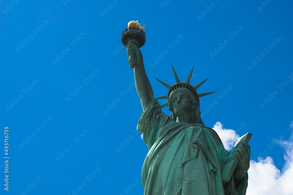 Fototapeta premium Statue of Liberty in full spledor