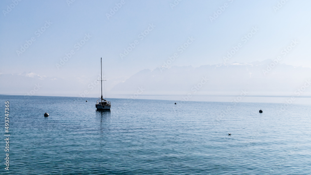 Fototapeta premium Lac Léman les Alpes Suisse