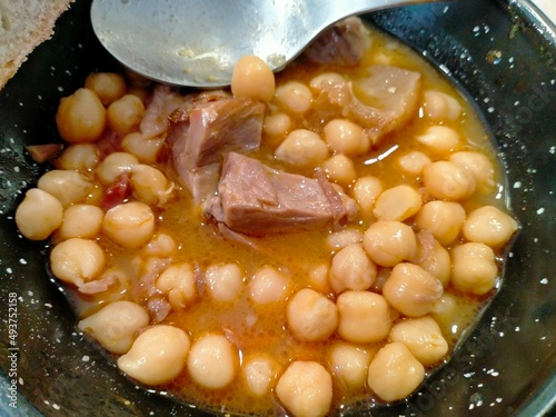 stew of chickpeas with vegetables