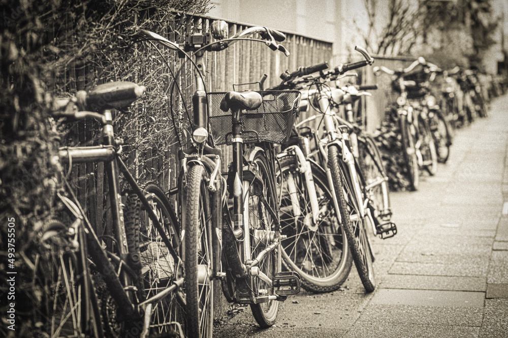 Fahrräder in der Kottwitzstraße