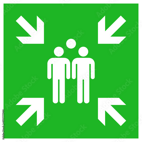 ISO 7010 E007 – Evacuation assembly point sign