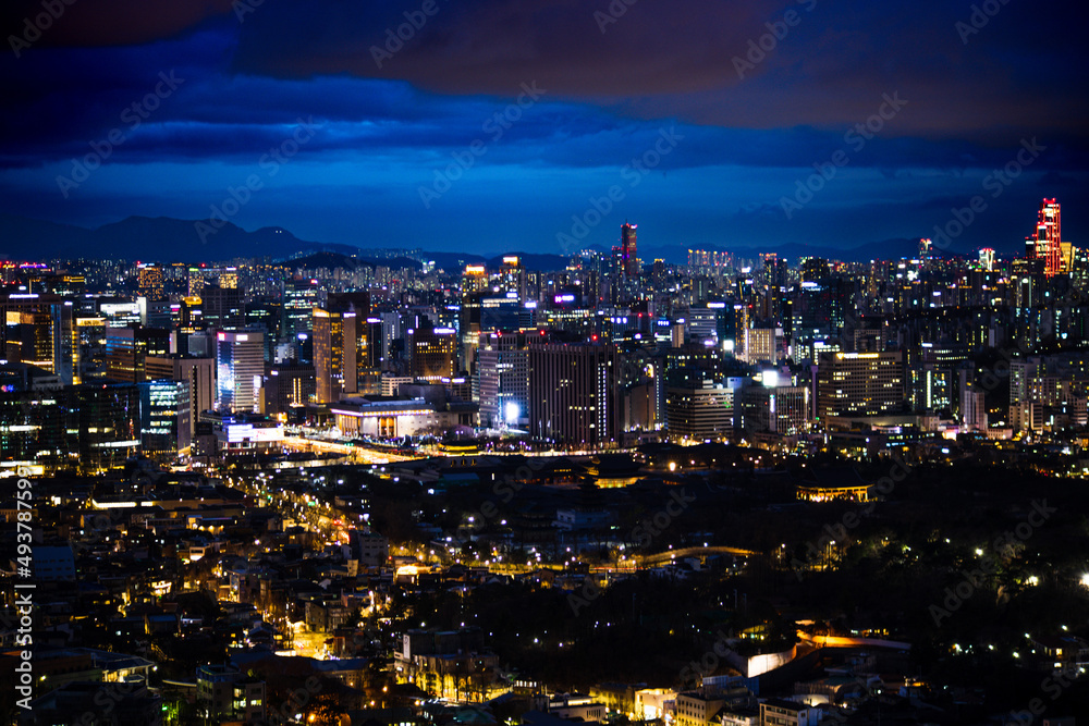 Obraz premium 서울 전걍 야경 풍경 삼청공원 말바위전망대 