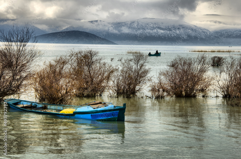 Fototapeta premium boats on the lake