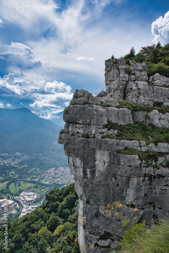 Monte Cengio, Asiago, Italia, peak Grenadier’s leap photo