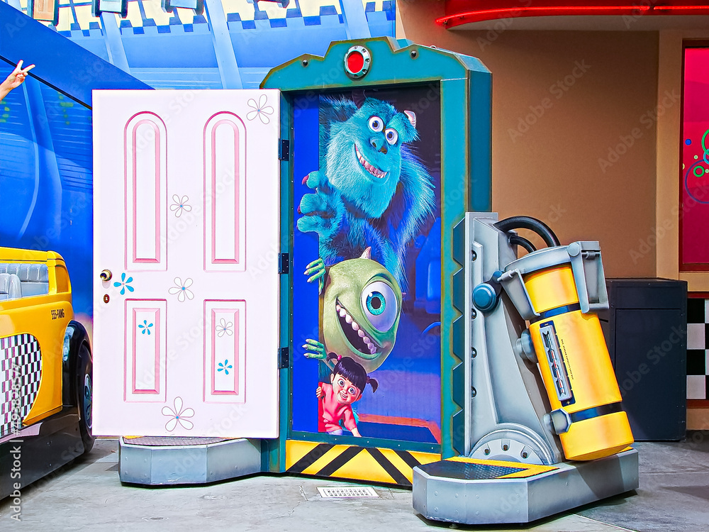 Monster's Inc. Mike and Sulley to the Rescue Disneyland-1