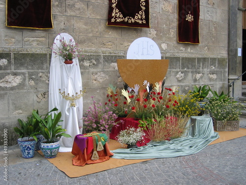 Altar para el día de todos los Santos en Torredelcampo, Jaén, Andalucía, España photo