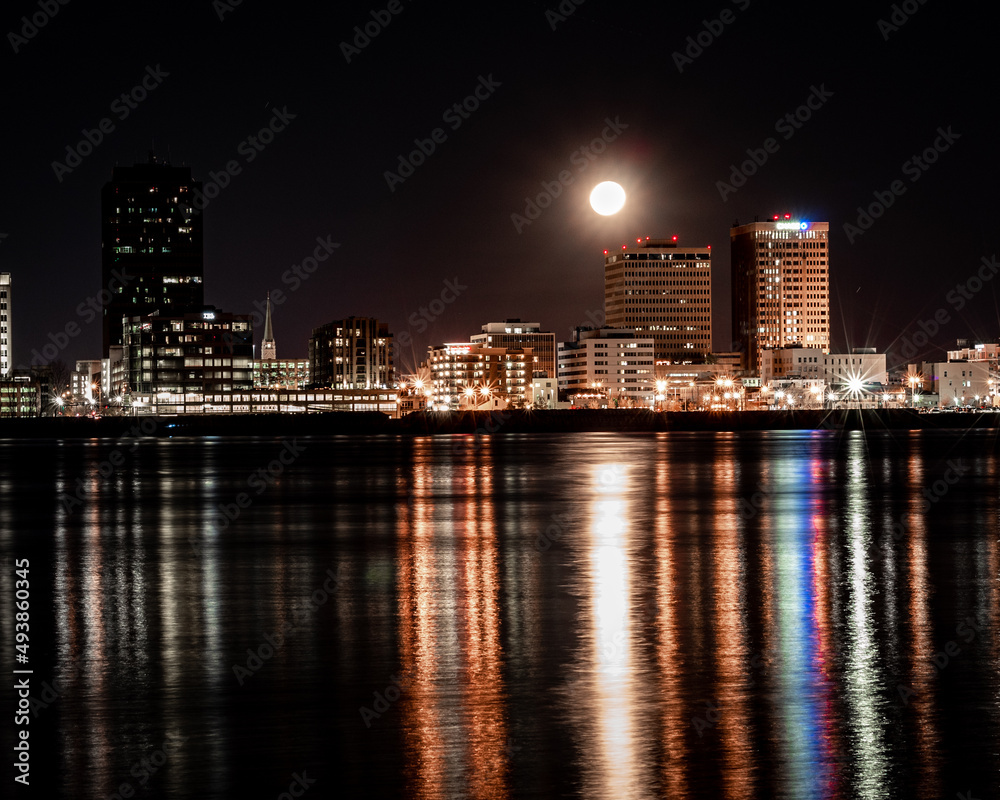 Downtown Baton Rouge from across the Mississippi River