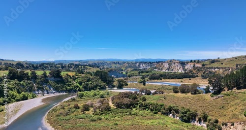 Flight down the Rangitikei River distant cliffs and mountains - New Zealand photo